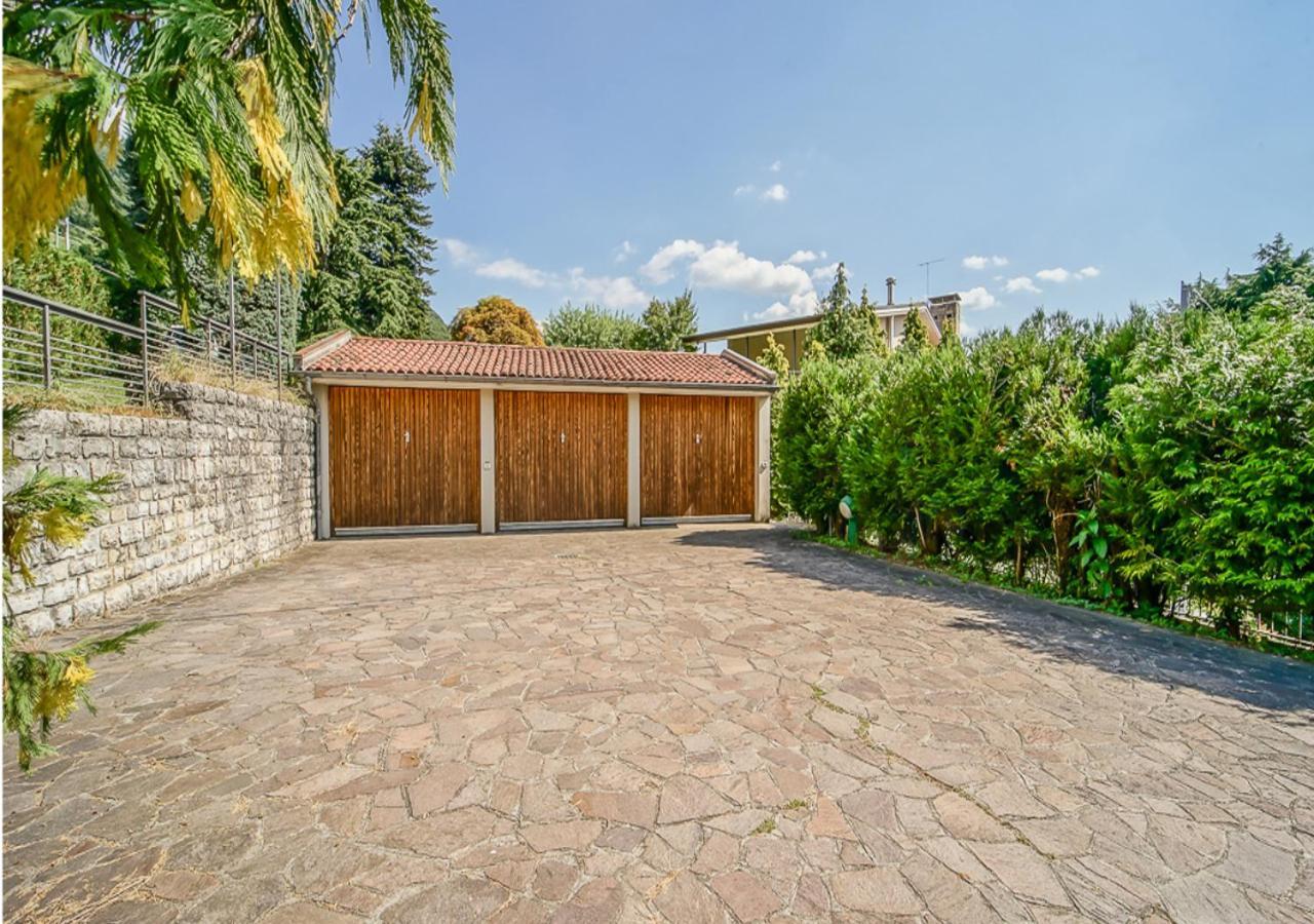 Villa Ornella マンデッロ・デル・ラーリオ エクステリア 写真